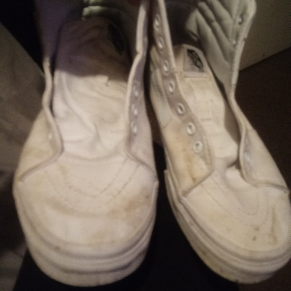 Shoes - Picture 2 of 3